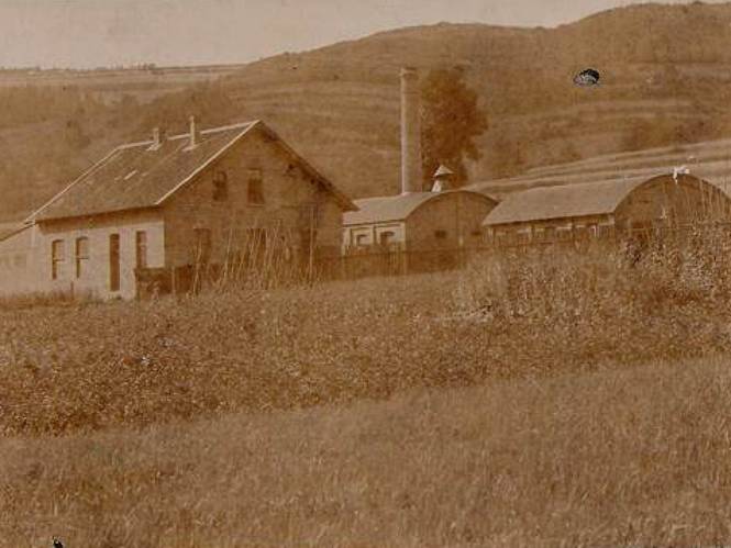 Im Jahre 1892 wir die Ewald Dörken OHG als kleine Lackfabrik in Herdecke gegründet.